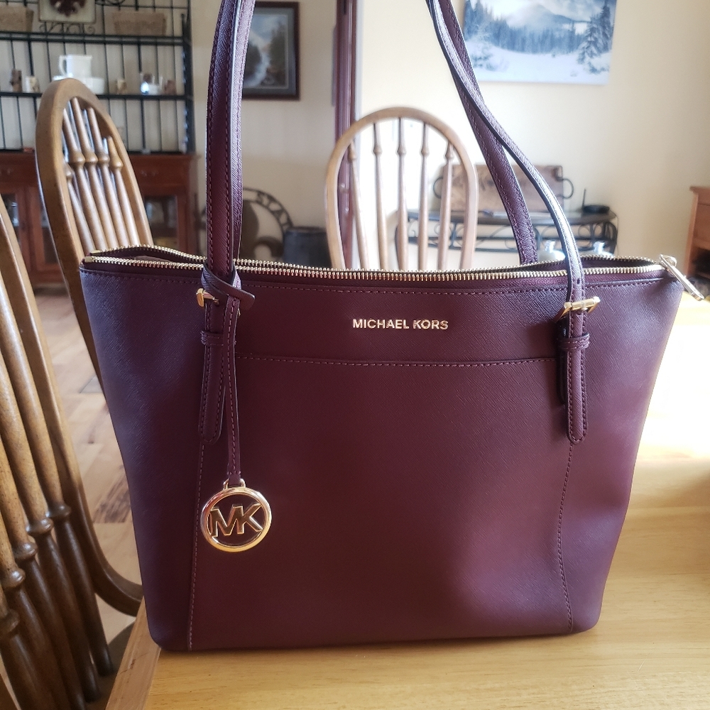 Michael kors handbag